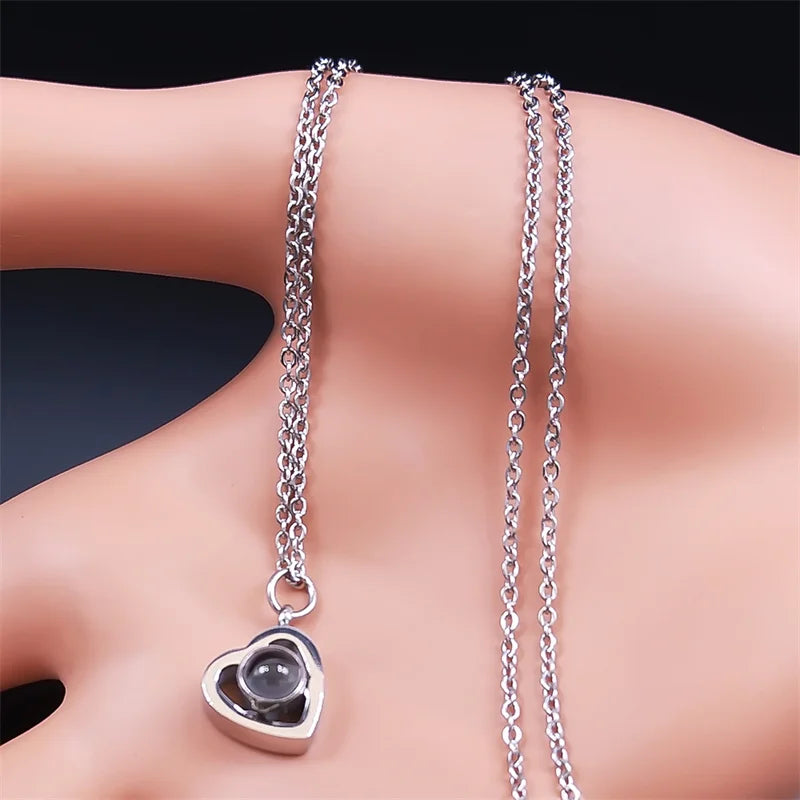 Pingente Romântico em Aço Inoxidável - Projeção de "Amo-te" em 100 Idiomas - Joia Exclusiva para Celebrar o Amor shopjponline.com