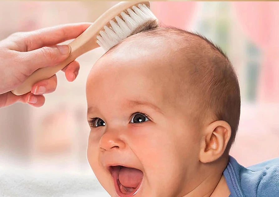 Kit Essencial de Cabelo para Bebé: Pente e Escova de Lã Suave - Conforto Natural para o Seu Recém-Nascido" shopjponline.com