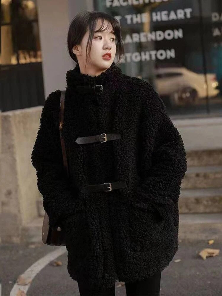 Casaco Feminino Vintage de Lã Sintética - Elegância Outono/Inverno com Toque Aconchegante shopjponline.com