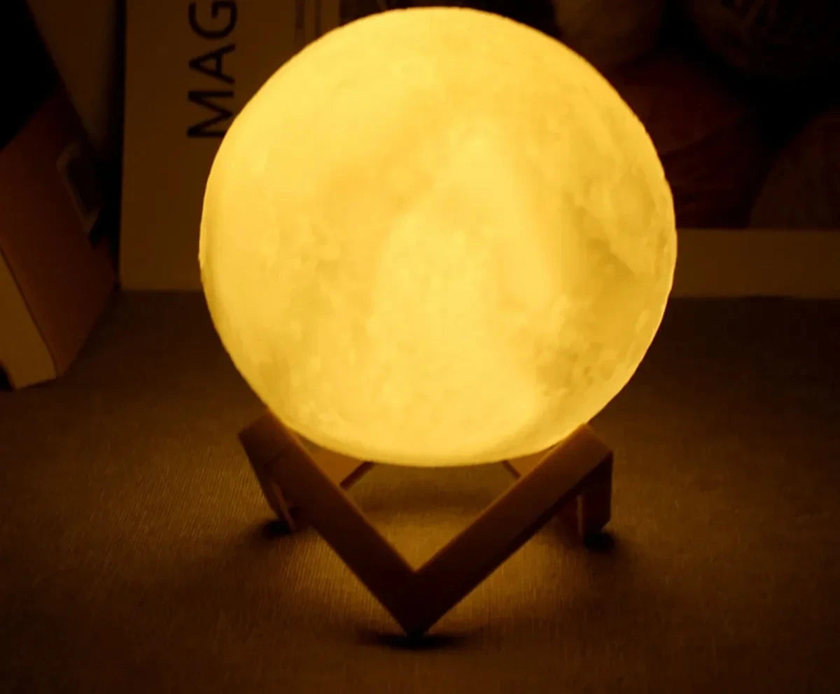 Lua Encantada 8cm - Candeeiro LED com Efeito Estrelado, Iluminação Mágica para o Quarto e Presente Especial shopjponline.com